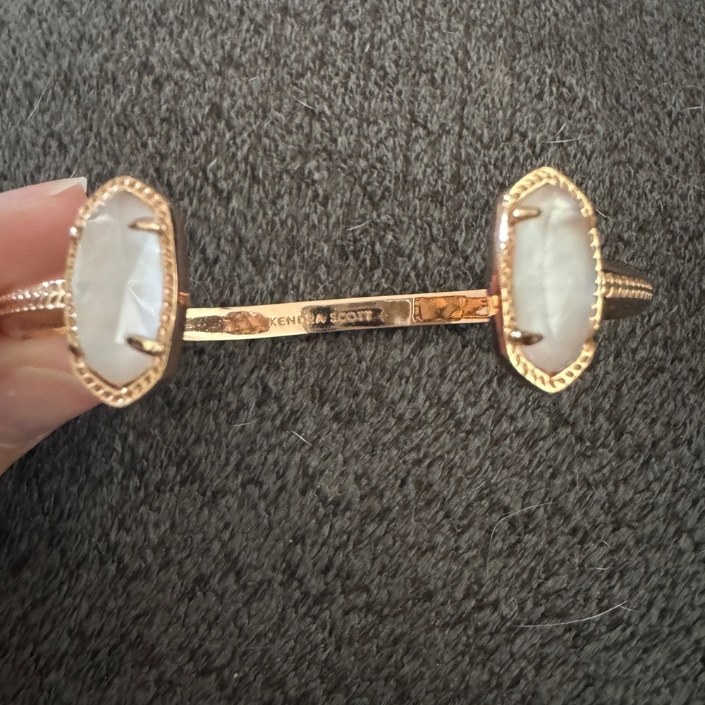 Kendra Scott Rose Gold Elton Bracelet with Peach Mother of Pearl